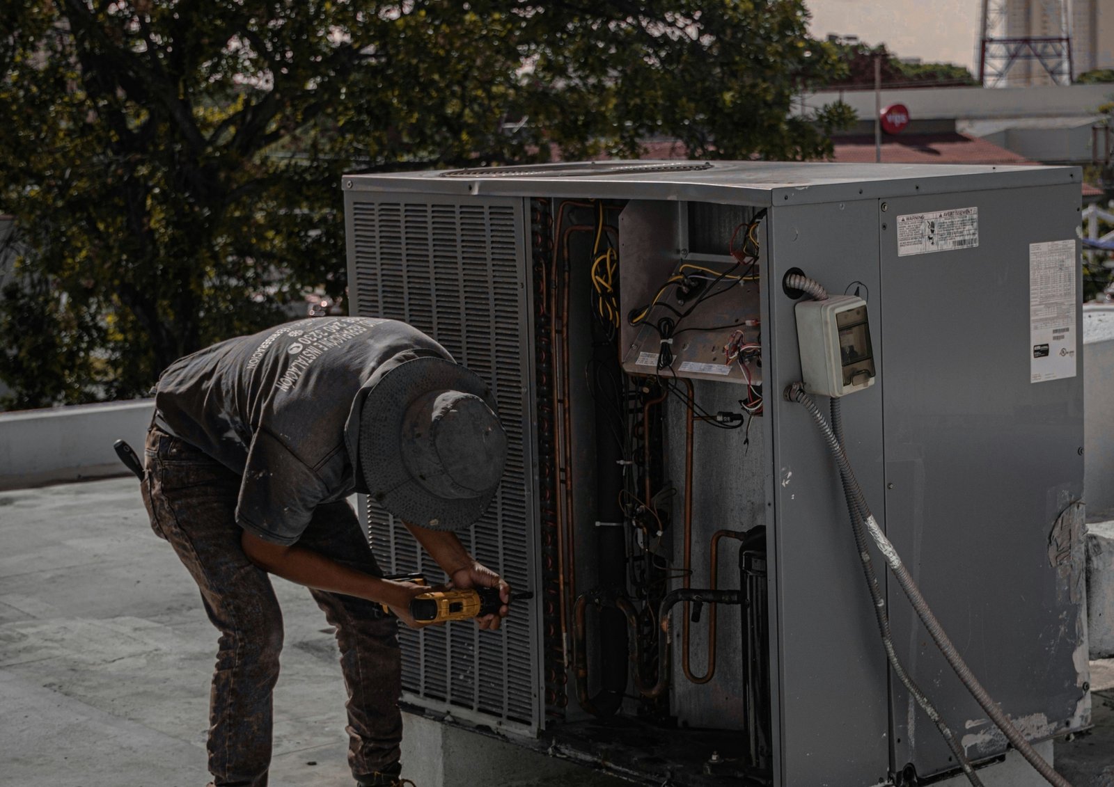 Top 10 Signs You Need AC Repair in Dubai before summer